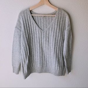 Gap V-Neck Sweater